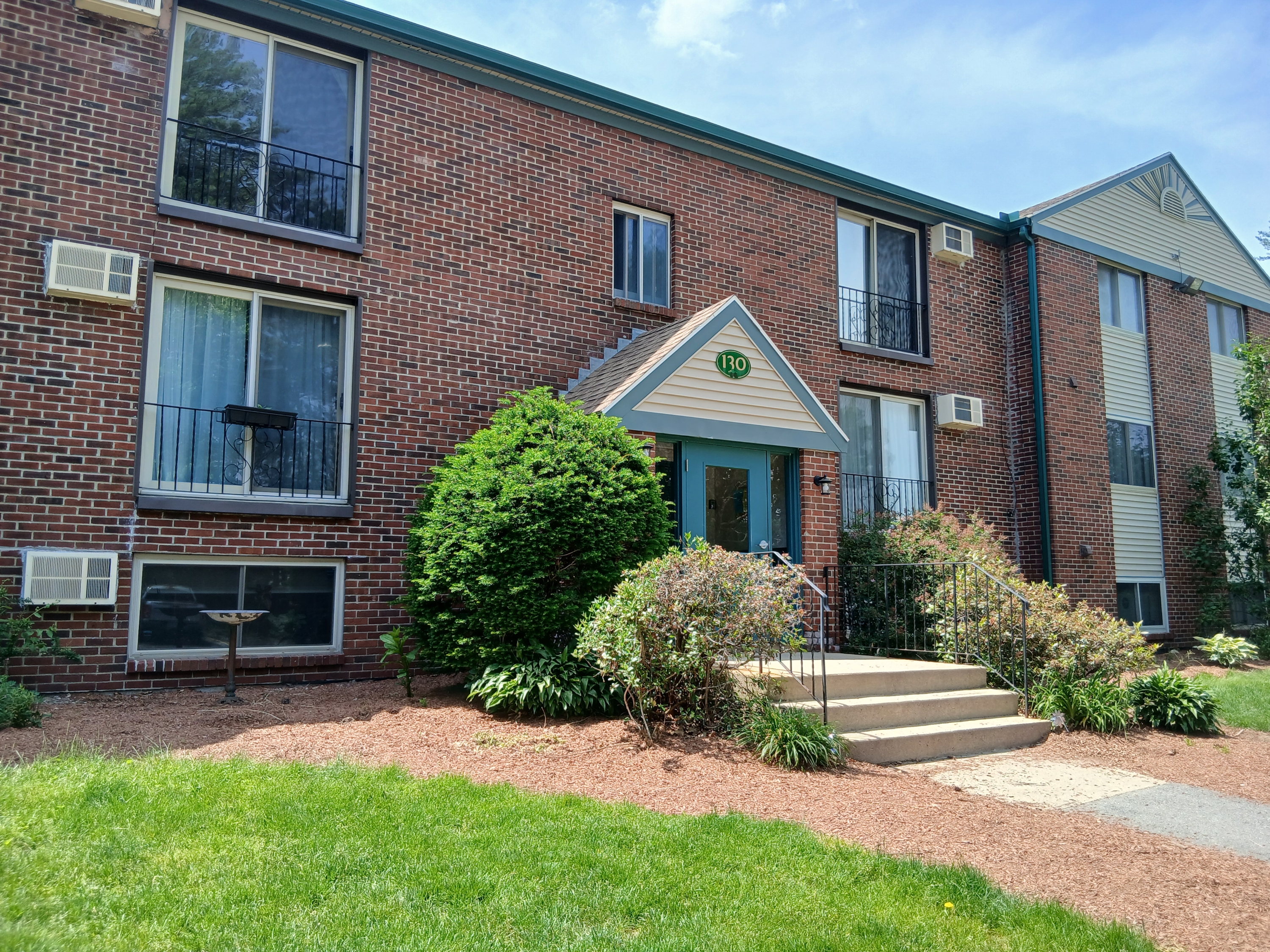 130 English Village Road - 1